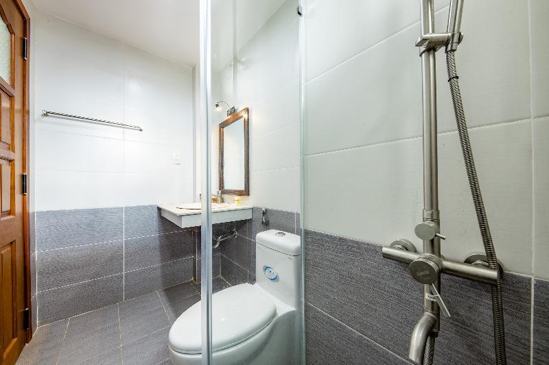 Oyo 227 Trang Anh Hotel На Транг Екстериор снимка